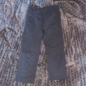 Lululemon cropped leggings